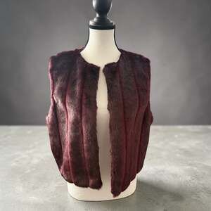 Faux Fur Vest Size M Burgundy Open Front Sleeveless Jacket